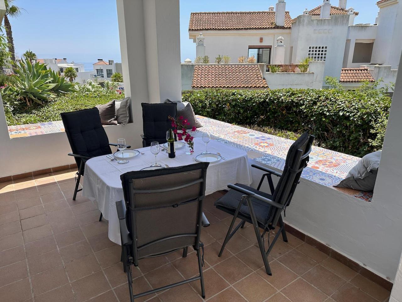 Quiet Family Apartment, 4 Pools, Close To The Beach And Golf, La Marina Alcaidesa 9 02 Exteriör bild